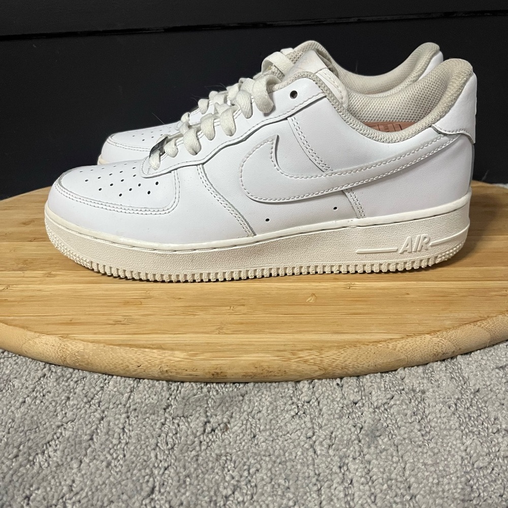 Women’s Nike Air Force 1 size 9.5 or men’s 8